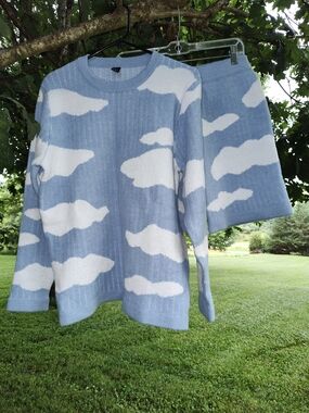Sky Pattern Sweater and Shorts Set - Blue & White Cloud Print